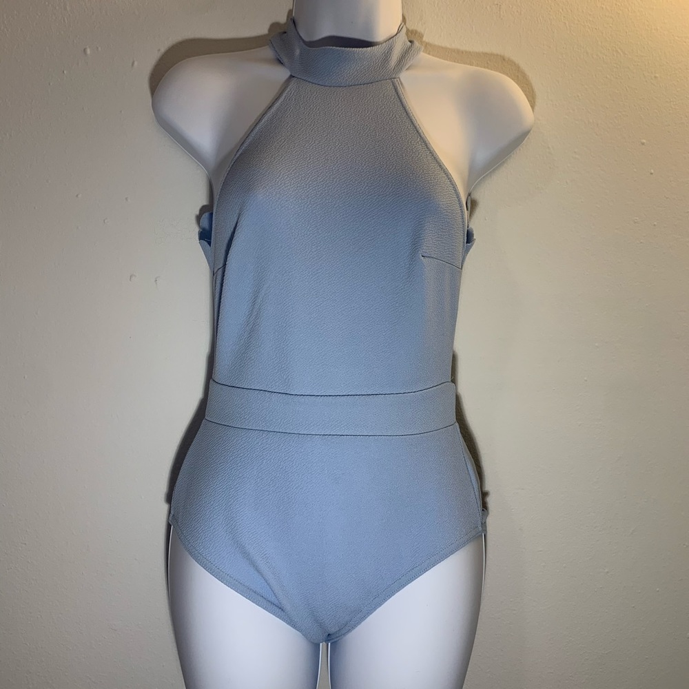 NWOT Boohoo blue bodysuit Size 2